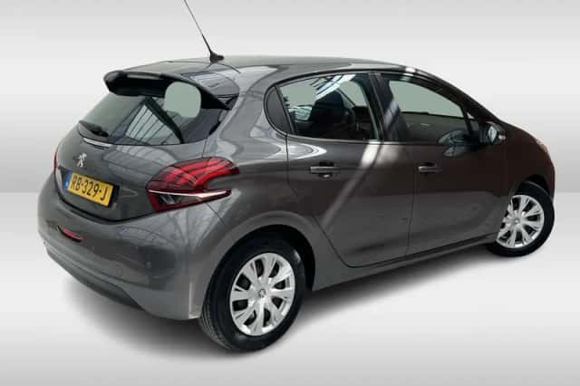 Peugeot 208 (2017) thumbnail 2
