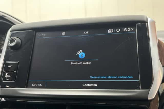 Peugeot 208 (2017) thumbnail 13