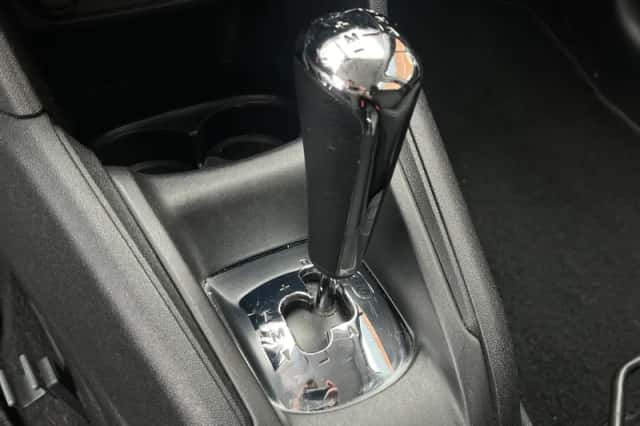 Peugeot 208 (2017) thumbnail 16