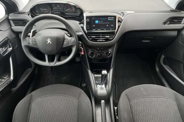 Peugeot 208 (2017) thumbnail 7