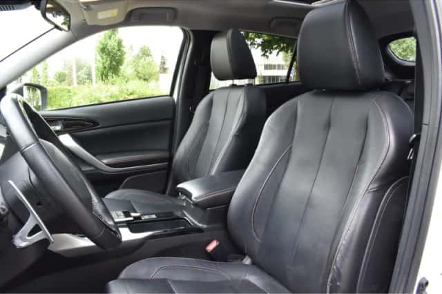 Mitsubishi Eclipse Cross (2018) thumbnail 2