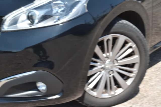 Peugeot 208 (2018) thumbnail 8