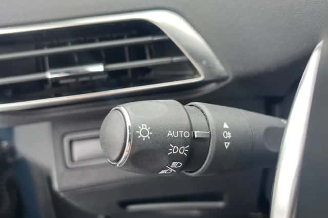 Peugeot 3008 (2024) thumbnail 24