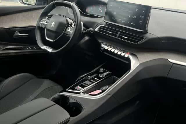 Peugeot 3008 (2024) thumbnail 29