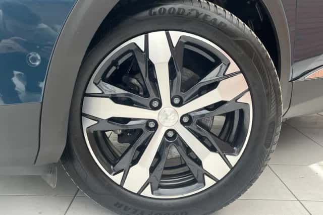 Peugeot 3008 (2024) thumbnail 4