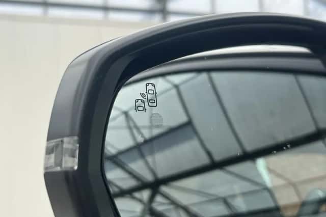Peugeot 3008 (2024) thumbnail 32