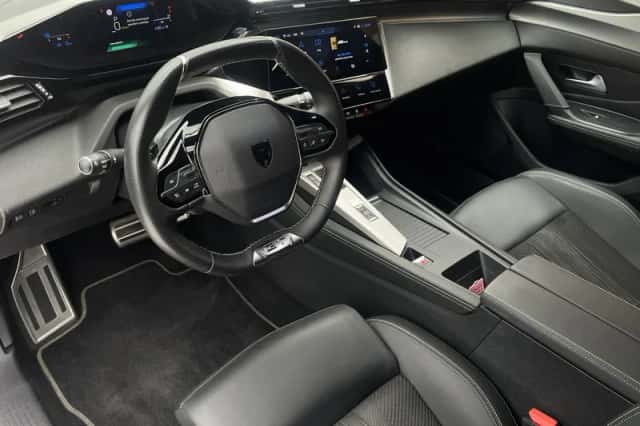 Peugeot 308 (2024) thumbnail 3
