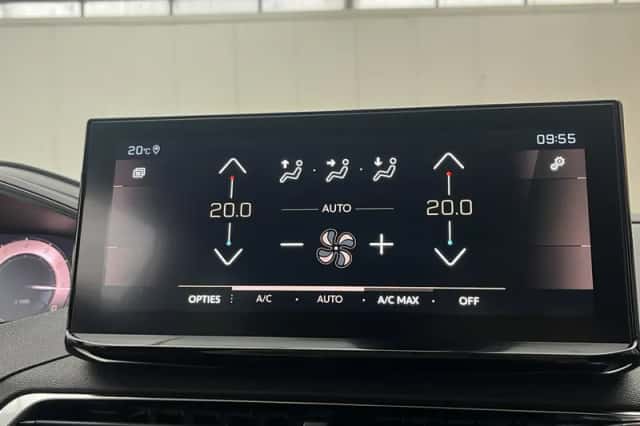 Peugeot 3008 (2023) thumbnail 13