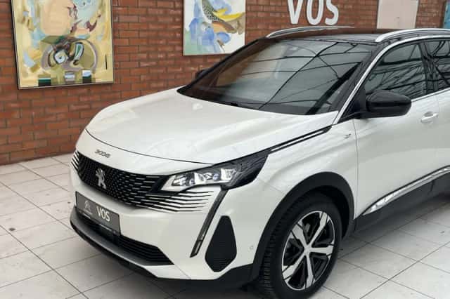 Peugeot 3008 (2023) thumbnail 5