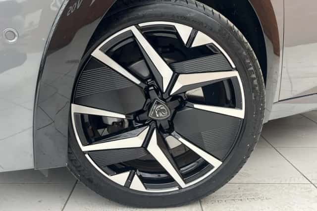 Peugeot 208 (2025) thumbnail 4