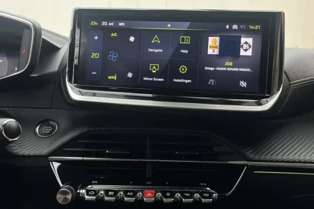 Peugeot 2008 (2024) thumbnail 11