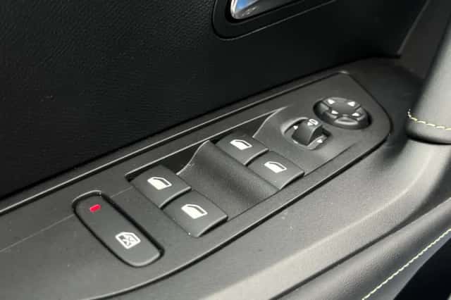 Peugeot 2008 (2024) thumbnail 29
