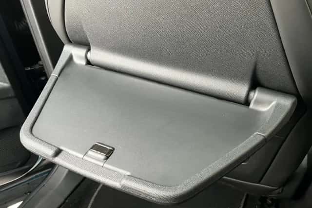 Peugeot 5008 (2018) thumbnail 34