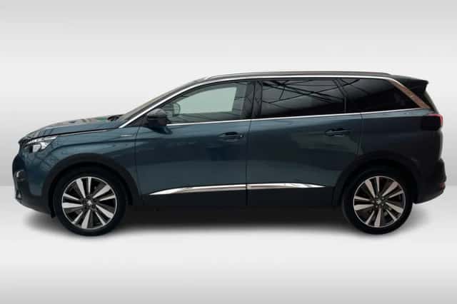 Peugeot 5008 (2018) thumbnail 6