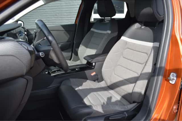 Citroën C4 (2021) thumbnail 2