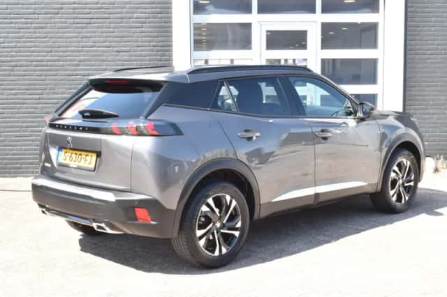 Peugeot 2008 (2023) thumbnail 3