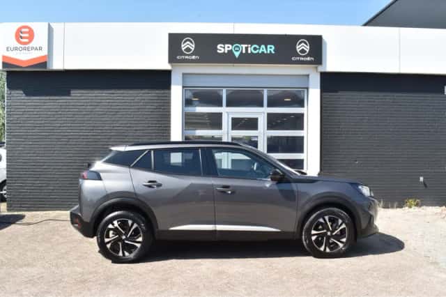 Peugeot 2008 (2023) thumbnail 6