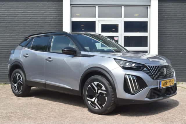Peugeot 2008 (2025) thumbnail 4