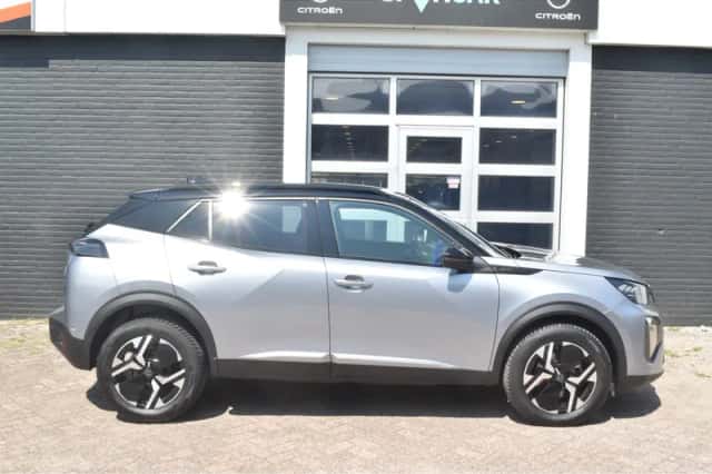 Peugeot 2008 (2025) thumbnail 5
