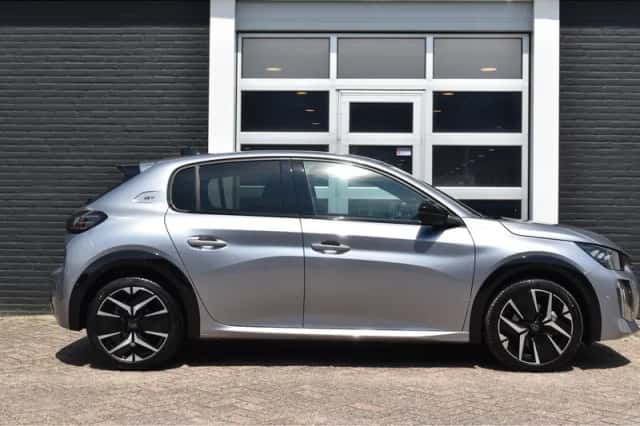 Peugeot 208 (2025) thumbnail 6