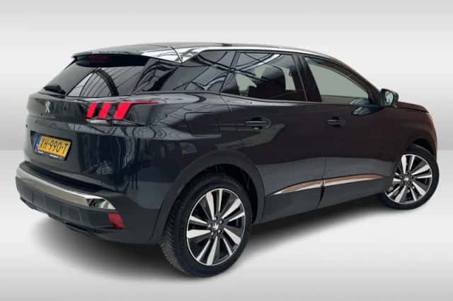 Peugeot 3008 (2019) thumbnail 2