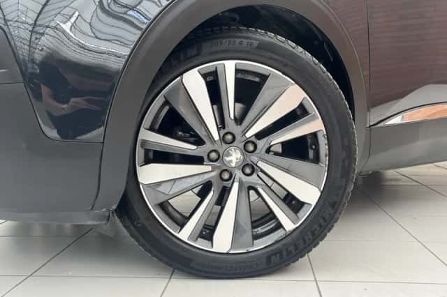 Peugeot 3008 (2019) thumbnail 4