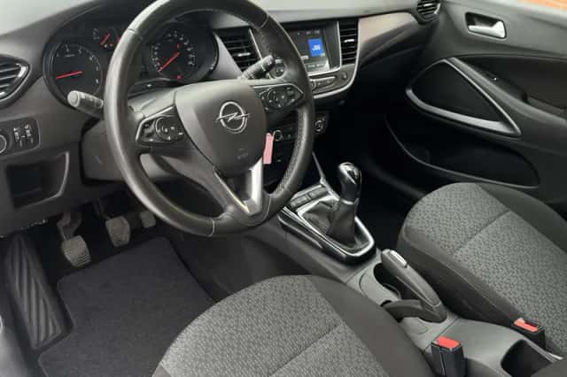 Opel Crossland (2022) thumbnail 3