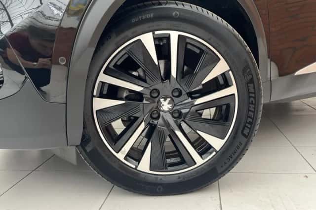 Peugeot e-2008 (2021) thumbnail 4