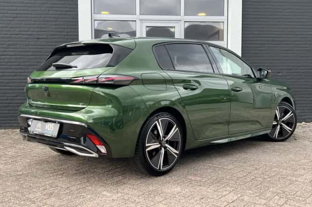 Peugeot 308 (2022) thumbnail 2