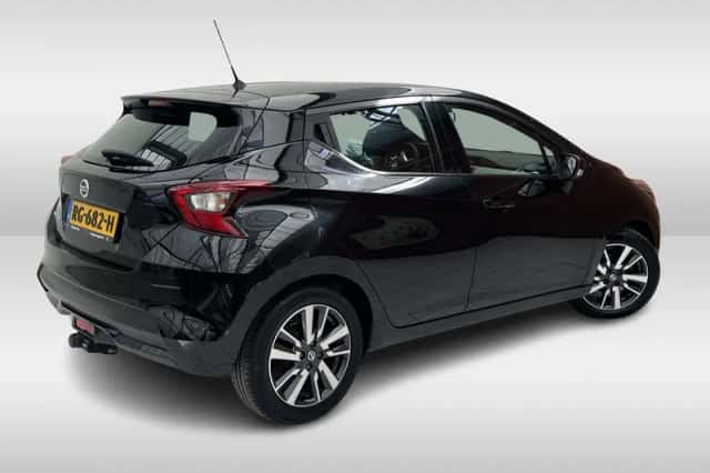 Nissan Micra (2017) thumbnail 2