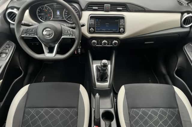 Nissan Micra (2017) thumbnail 6
