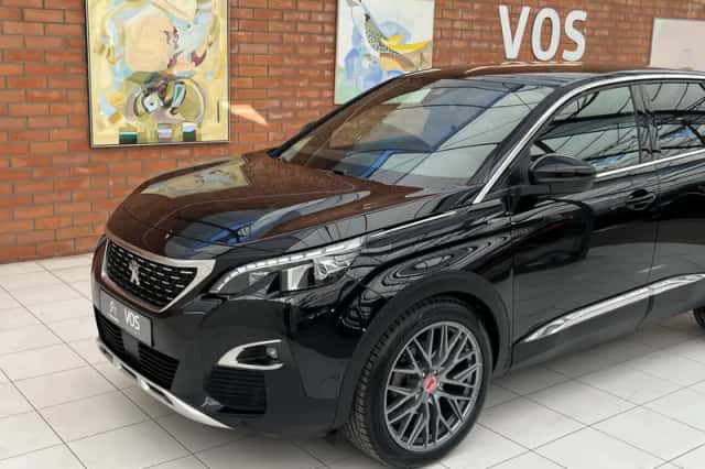 Peugeot 3008 (2017) thumbnail 5