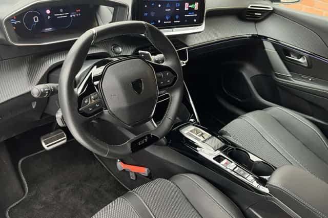Peugeot 208 (2025) thumbnail 3