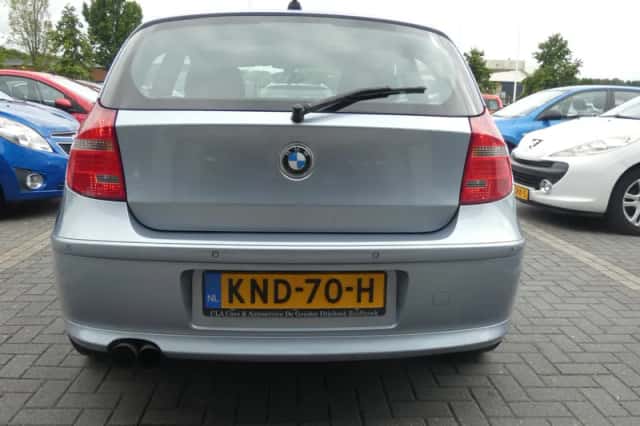 BMW 1-Serie (2009) thumbnail 2