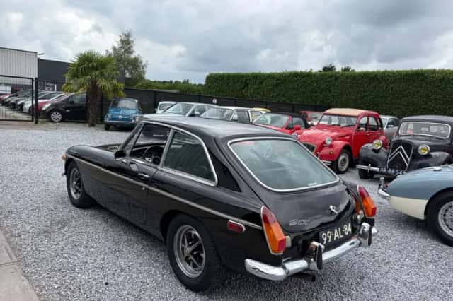 MG MGB (1973) thumbnail 2