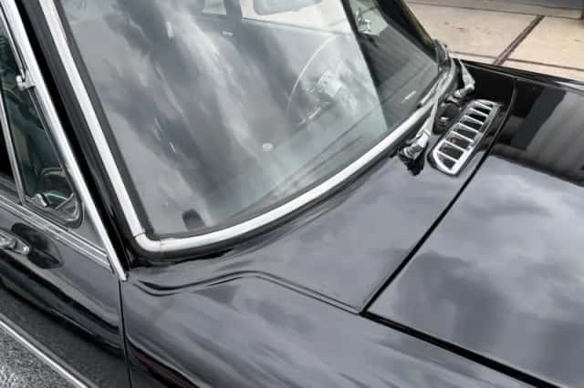 MG MGB (1973) thumbnail 4