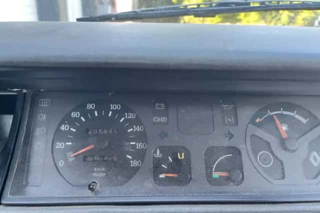 Renault 11 (1986) thumbnail 4