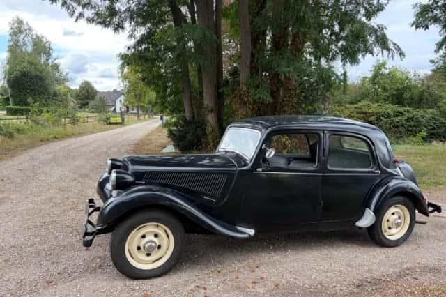 Citroën 11BL (1953) thumbnail 2