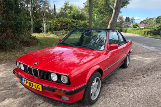 BMW 3-Serie (1990) thumbnail 1