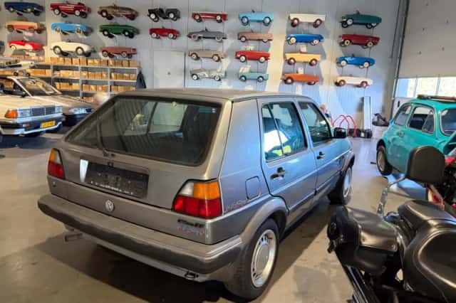 Volkswagen Golf (1989) thumbnail 4