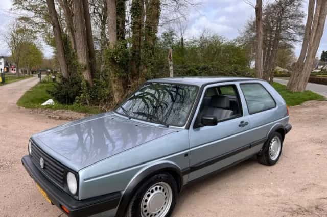 Volkswagen Golf (1989) thumbnail 1