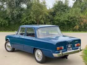 Alfa Romeo Giulia (1966) thumbnail 3