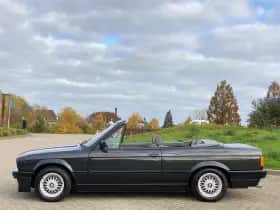 BMW 3-Serie (1991) thumbnail 2