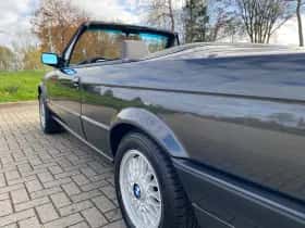 BMW 3-Serie (1991) thumbnail 29