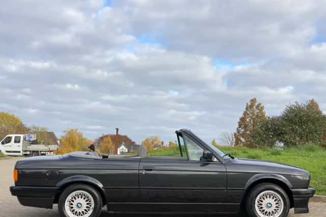 BMW 3-Serie (1991) thumbnail 6