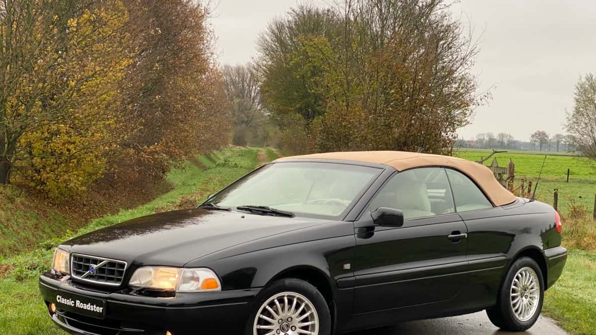 Volvo C70 (2003) — foto 1