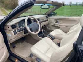 Volvo C70 (2003) thumbnail 13
