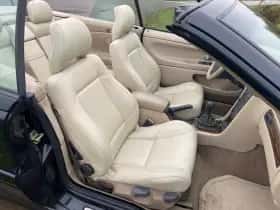 Volvo C70 (2003) thumbnail 30