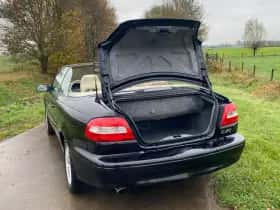 Volvo C70 (2003) thumbnail 45