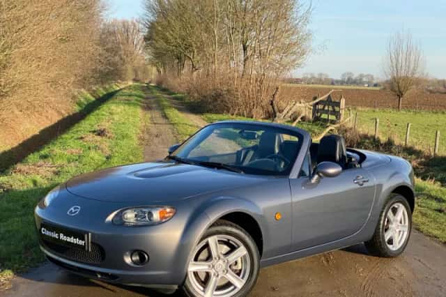 Mazda MX-5 (2007) thumbnail 1